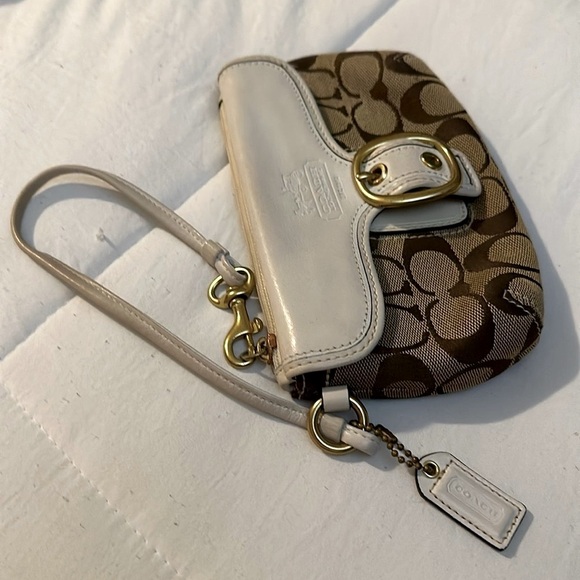 Coach Monogram Wristlet - Picture 2 of 16